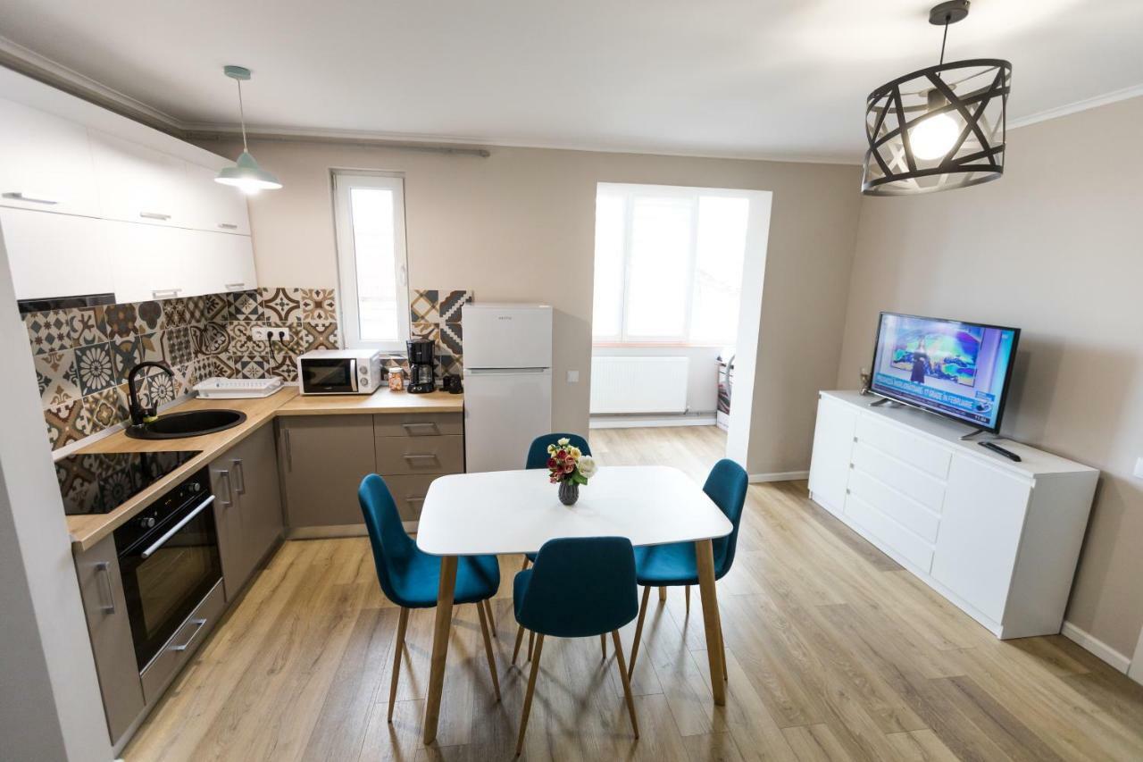Sunshine Apartament Târgu-Mureş Екстериор снимка
